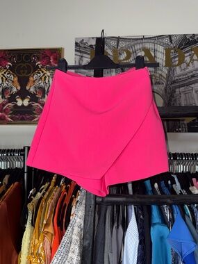 Zara Hot Pink Asymmetrical Skort Mini Wrap Shorts Neon Fuchsia Womens XS New